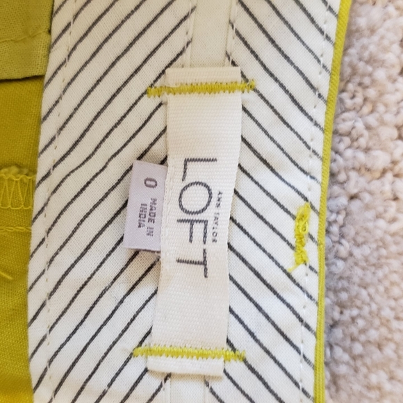 Loft super cute shorts , size 0 - Picture 3 of 4